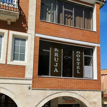 Kruja Hostel ภายนอก รูปภาพ