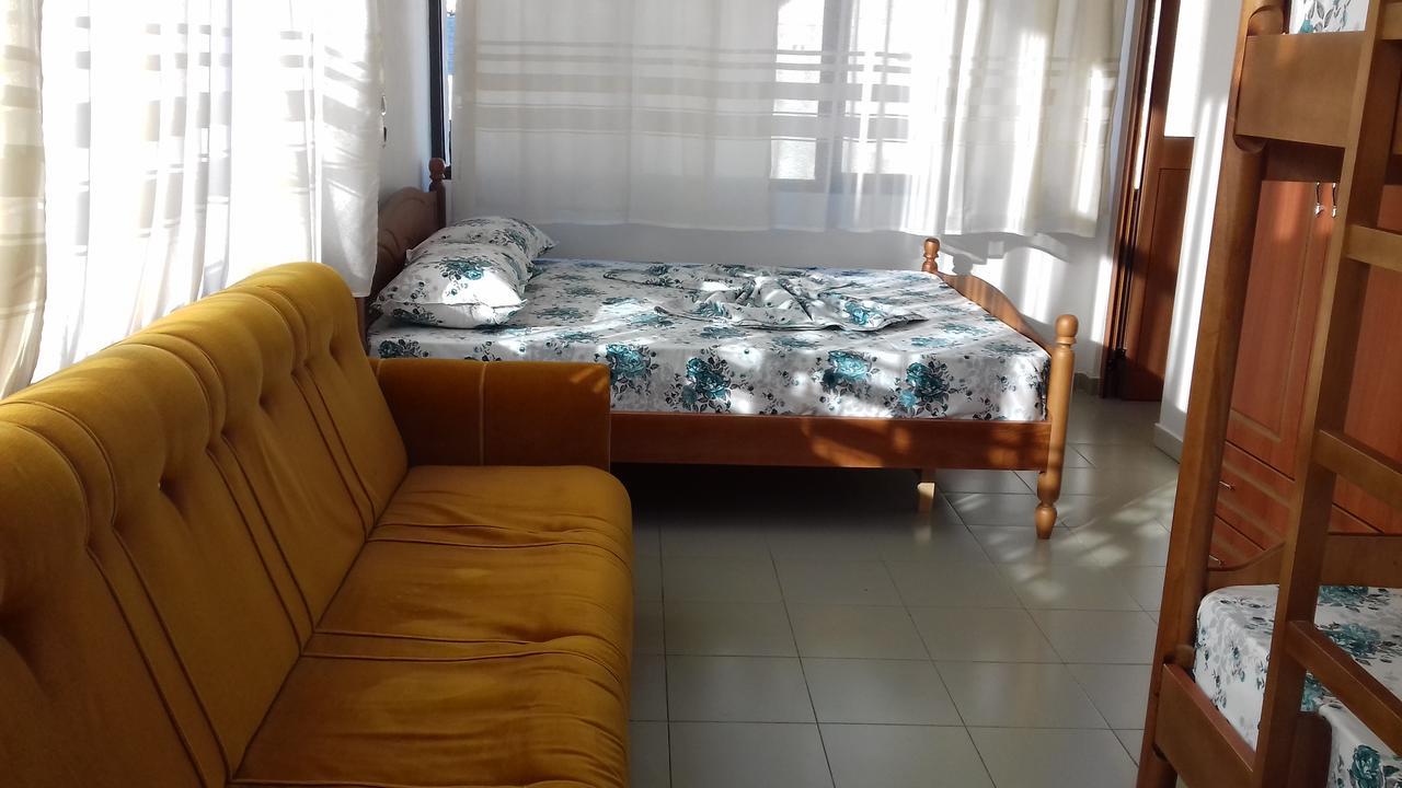 Kruja Hostel ภายนอก รูปภาพ